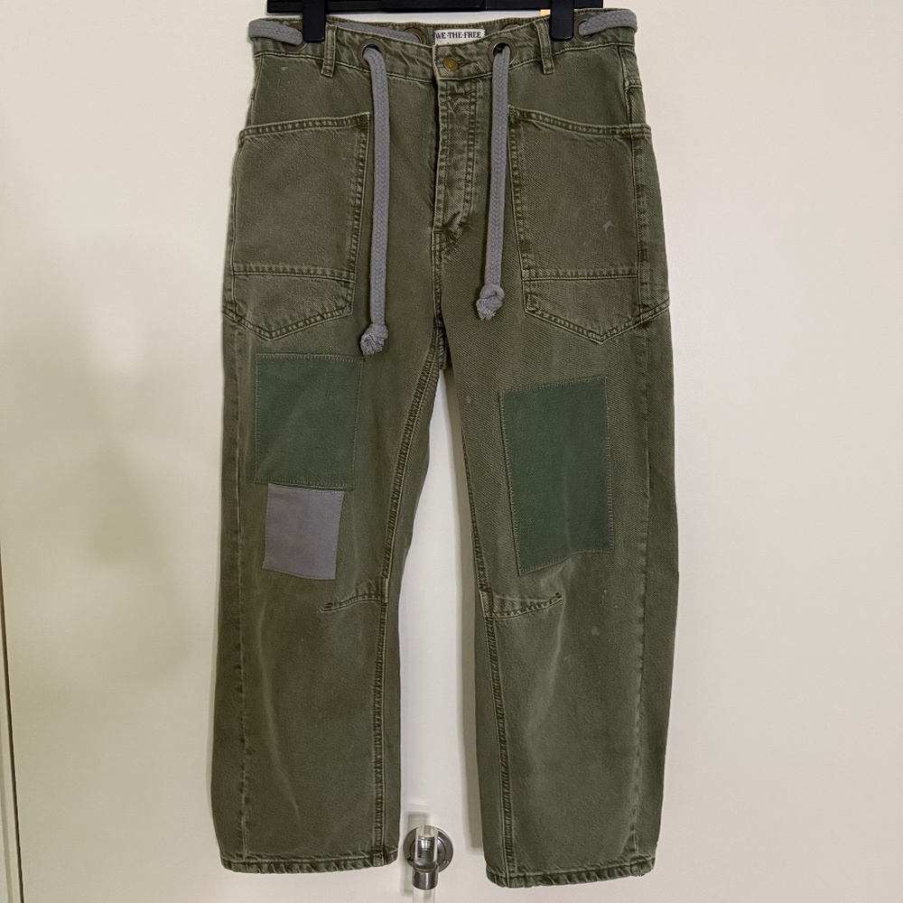 SOLD OUT!!! FREE PEOPLE We The Free Moxie Barrel leg jeans in ARMY - size 28R - Picture 6 of 14